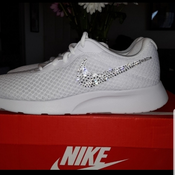 Nike Tanjun Bling Custom diamond sparkle - Picture 5 of 11